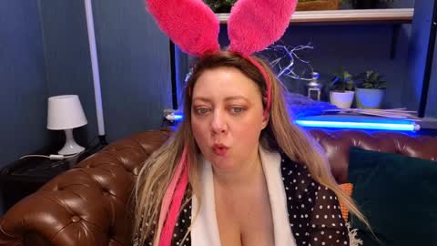 Snapshot of jessica_foxie chatting on December 2024 12:54:02 PM Jessica online show from December 2024 12:54:02 PM