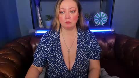 Snapshot of jessica_foxie chatting on January 2025 12:22:01 PM Jessica online show from January 2025 12:22:01 PM