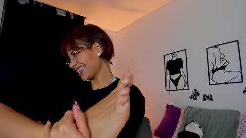 Snapshot of jessica_lovely77 chatting on January 2025 11:19:02 PM Jessica online show from January 2025 11:19:02 PM