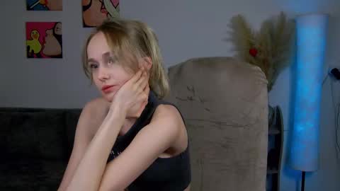 Jessica online show from October 2025 12:28:02 AM