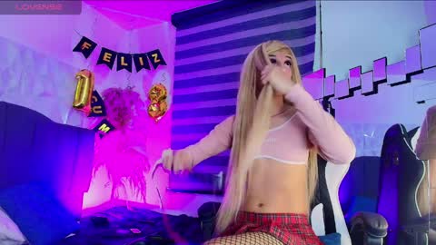 Snapshot of jessica_tan chatting on April 2026 06:14:01 AM jessica_tan online show from April 2026 06:14:01 AM