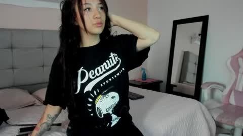 Snapshot of jessicadove chatting on June 2026 11:05:01 AM Jessica online show from June 2026 11:05:01 AM