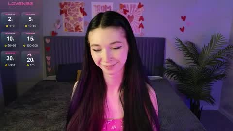 Snapshot of jessicaluxe chatting on April 2026 01:21:01 AM Jessica online show from April 2026 01:21:01 AM