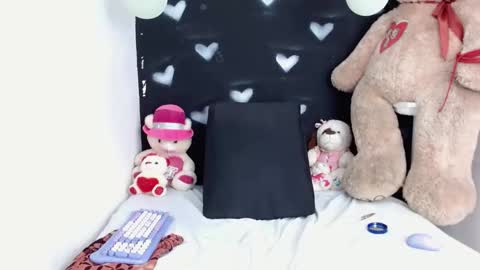 Snapshot of jessiedugalxxx chatting on October 2025 12:14:01 PM Jessie Big Boobs online show from October 2025 12:14:01 PM