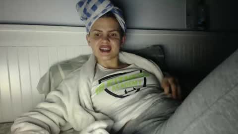 jessieryan online show from November 2025 03:01:02 PM