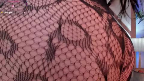 Snapshot of jessiica_stonne2 chatting on December 2025 09:41:02 PM JESSICA STONNE online show from December 2025 09:41:02 PM