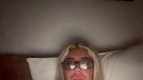 jesswilde_xoxox online show from April 2026 02:00:02 PM