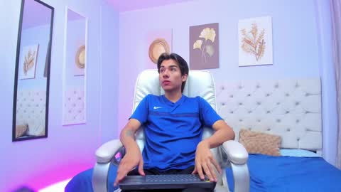 Jessy Mateus online show from December 2024 12:05:02 PM