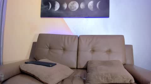 Jessy Mateus online show from December 2024 11:31:02 AM