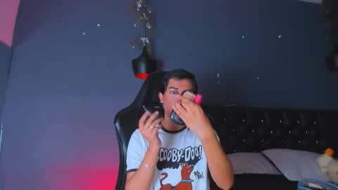 JESSY MATEUS online show from November 2025 05:35:01 PM