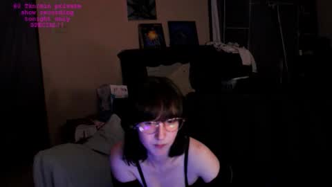 jessystrings online show from June 2026 07:39:01 AM