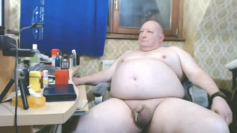 Jesters101966 online show from March 2026 07:37:01 PM