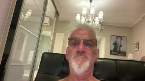 jewlronny online show from March 2026 10:00:02 PM