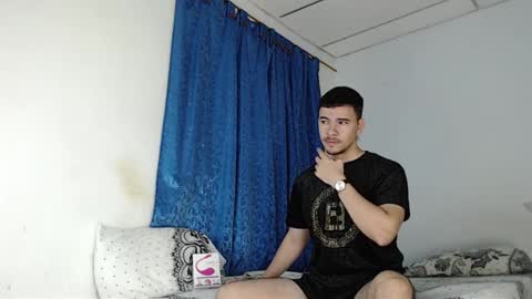 Snapshot of jeycob_happy97 chatting on January 2025 11:11:01 AM Juan David online show from January 2025 11:11:01 AM
