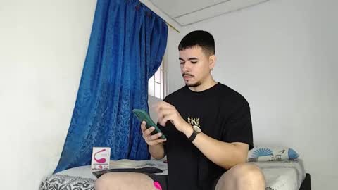 Snapshot of jeycob_happy97 chatting on October 2025 11:33:02 AM Juan David online show from October 2025 11:33:02 AM
