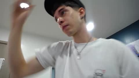 Jheampiero online show from October 2025 01:56:01 PM