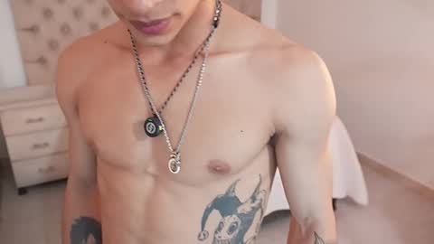 jhoanleandro online show from February 2026 05:11:02 AM