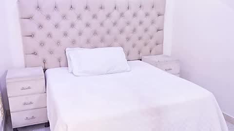 jhoanleandro online show from February 2026 04:24:01 AM