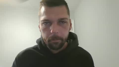 Snapshot of jholls chatting on December 2024 07:54:01 PM jholls online show from December 2024 07:54:01 PM