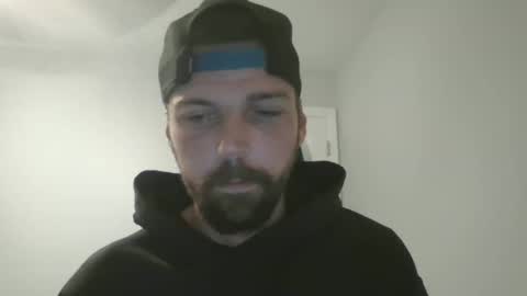 Snapshot of jholls chatting on January 2025 10:34:01 PM jholls online show from January 2025 10:34:01 PM