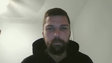 Snapshot of jholls chatting on January 2025 02:15:01 AM jholls online show from January 2025 02:15:01 AM