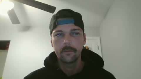 Snapshot of jholls chatting on February 2025 04:36:01 PM jholls online show from February 2025 04:36:01 PM