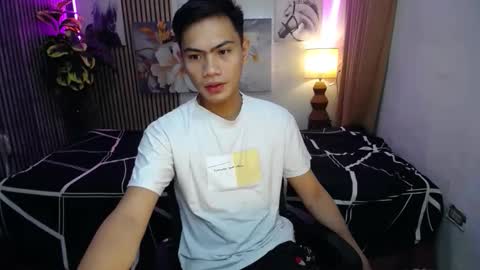 jhon_cummer online show from December 2025 10:17:02 PM