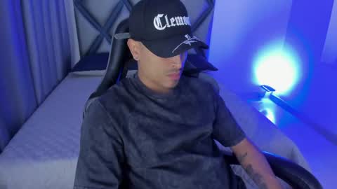 Snapshot of jhon_martinez_ chatting on July 2026 12:00:02 PM Jhon online show from July 2026 12:00:02 PM