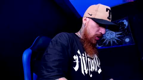 jhon_psyco online show from December 2025 11:19:01 AM