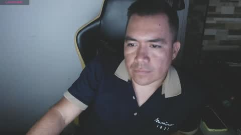 Snapshot of jhonatan_morales_s chatting on April 2026 11:24:01 PM jhonatan_morales_s online show from April 2026 11:24:01 PM