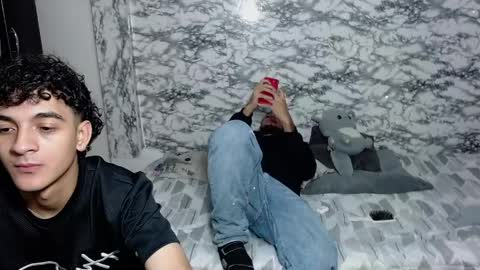 jhonay__cute online show from April 2026 02:34:01 AM