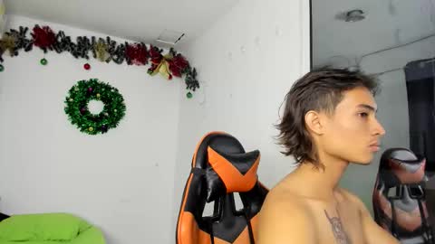 jhoner_browms online show from November 2025 03:31:02 AM