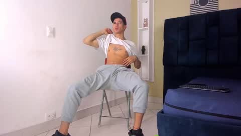 Jhon online show from January 2025 02:32:01 AM