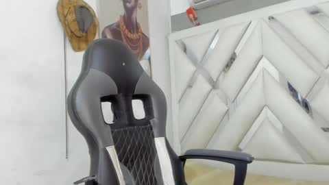 Snapshot of jhonny_flames7 chatting on February 2025 07:07:01 AM jhonny online show from February 2025 07:07:01 AM