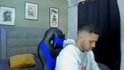 jhonny online show from January 2026 08:07:01 PM