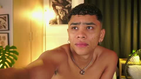 Snapshot of jhonnyx_ chatting on April 2026 03:35:02 AM Jhonny online show from April 2026 03:35:02 AM