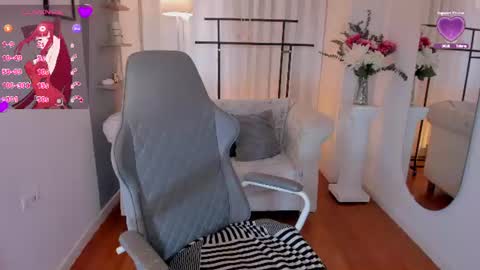 Snapshot of jhonson_karla chatting on July 2026 04:12:01 PM jhonson_karla online show from July 2026 04:12:01 PM