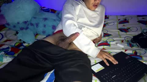 MODELO INDEPENDIENTE online show from March 2026 11:39:01 AM