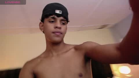 Snapshot of jhos_padill chatting on May 2026 02:45:01 PM jhos online show from May 2026 02:45:01 PM