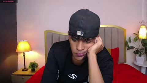 Snapshot of jhos_padill chatting on May 2026 02:12:02 PM jhos online show from May 2026 02:12:02 PM