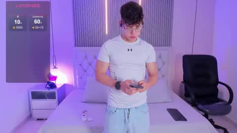 jhoumod_21 online show from December 2025 02:50:02 AM