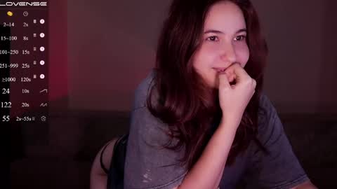Snapshot of jia_lisaa chatting on May 2026 08:33:02 AM jia_lisaa online show from May 2026 08:33:02 AM