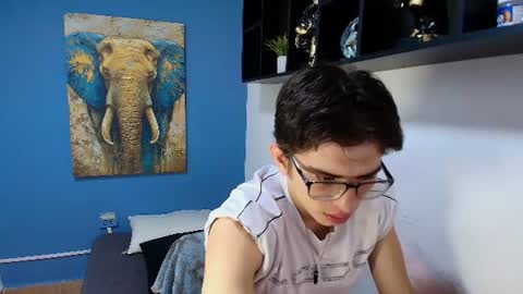 Snapshot of jim_deepxxx chatting on July 2026 12:23:01 PM GEROGE online show from July 2026 12:23:01 PM