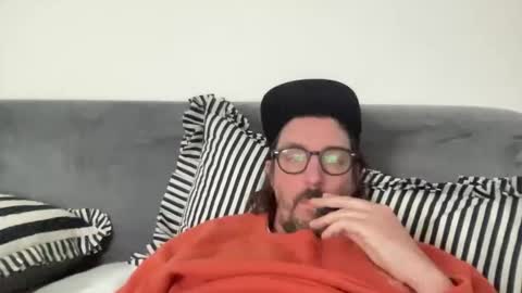 Snapshot of jimboo400 chatting on September 2025 11:25:01 AM jimboo400 online show from September 2025 11:25:01 AM