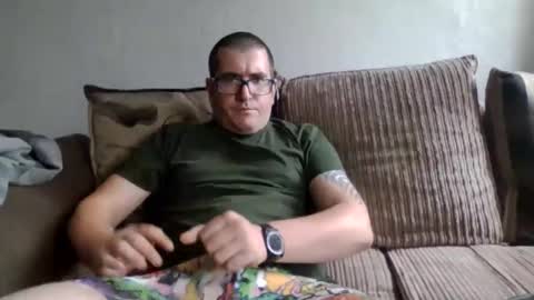jimchef85 online show from October 2025 12:49:02 PM