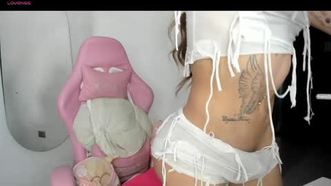 Snapshot of jimenna__ chatting on May 2026 10:36:01 AM jimenna online show from May 2026 10:36:01 AM