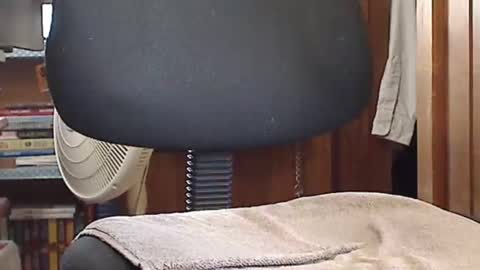 jimjr653 online show from April 2026 10:44:02 PM