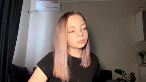 Steff online show from November 2025 07:22:01 AM