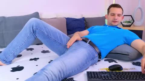 Snapshot of jimmy_doss chatting on April 2026 07:06:02 AM Jimmy online show from April 2026 07:06:02 AM