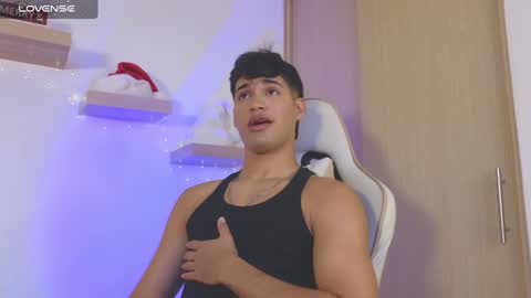 Jimmy Leeh online show from January 2025 11:33:02 PM